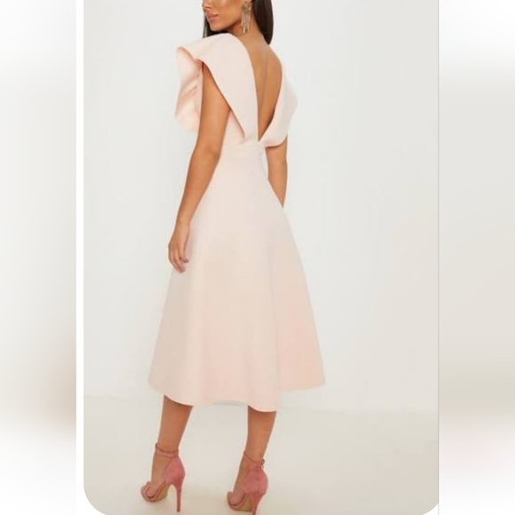 NWT PrettyLittleThing Nude Bonded Scuba Plunge Ruffle Skater Dress Pink Size 14 - Picture 1 of 8